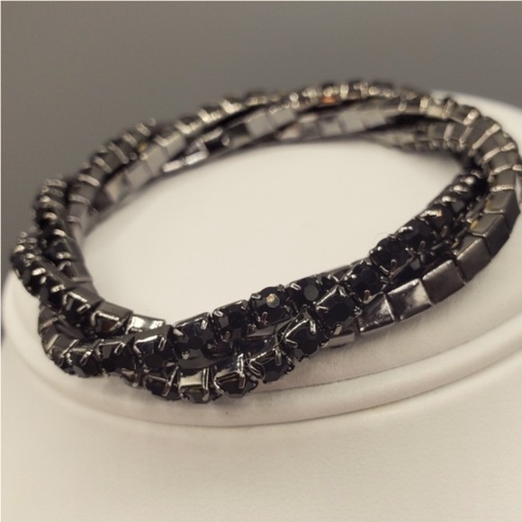 Swarovski Jewelry - 🌺NEW‼️SWAROVSKY CRYSTAL BLACK W/ GUNMETAL BRACELET - BRAIDED & STRETCHY NWOT